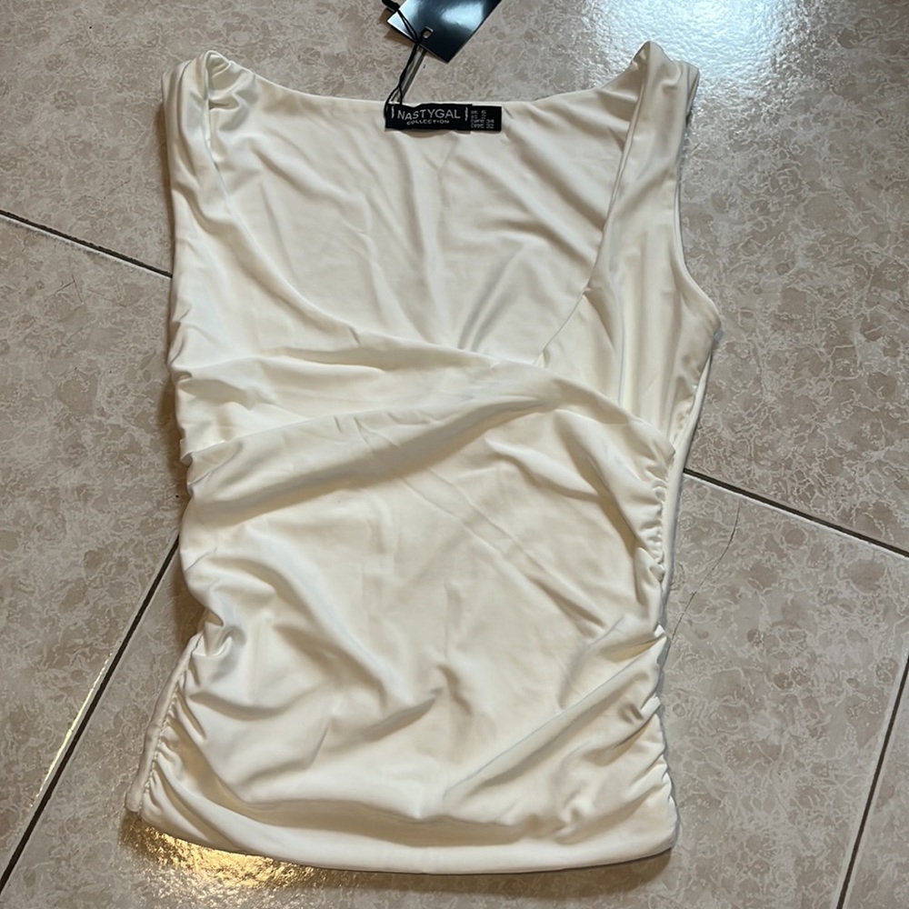 Nasty Gal- White Let Us V Wrap Crop Top (BRAND NEW)